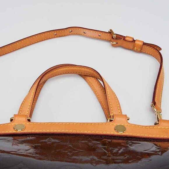 Louis Vuitton Amarente Monogram Vernis Brea MM Bag 620-042925 - Picture 6 of 11